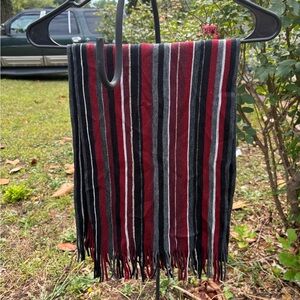 J. FERRER MENS STRIPED SCARF WITH FRINGE SIZE 70" x 12" BURGUNDY EGUC